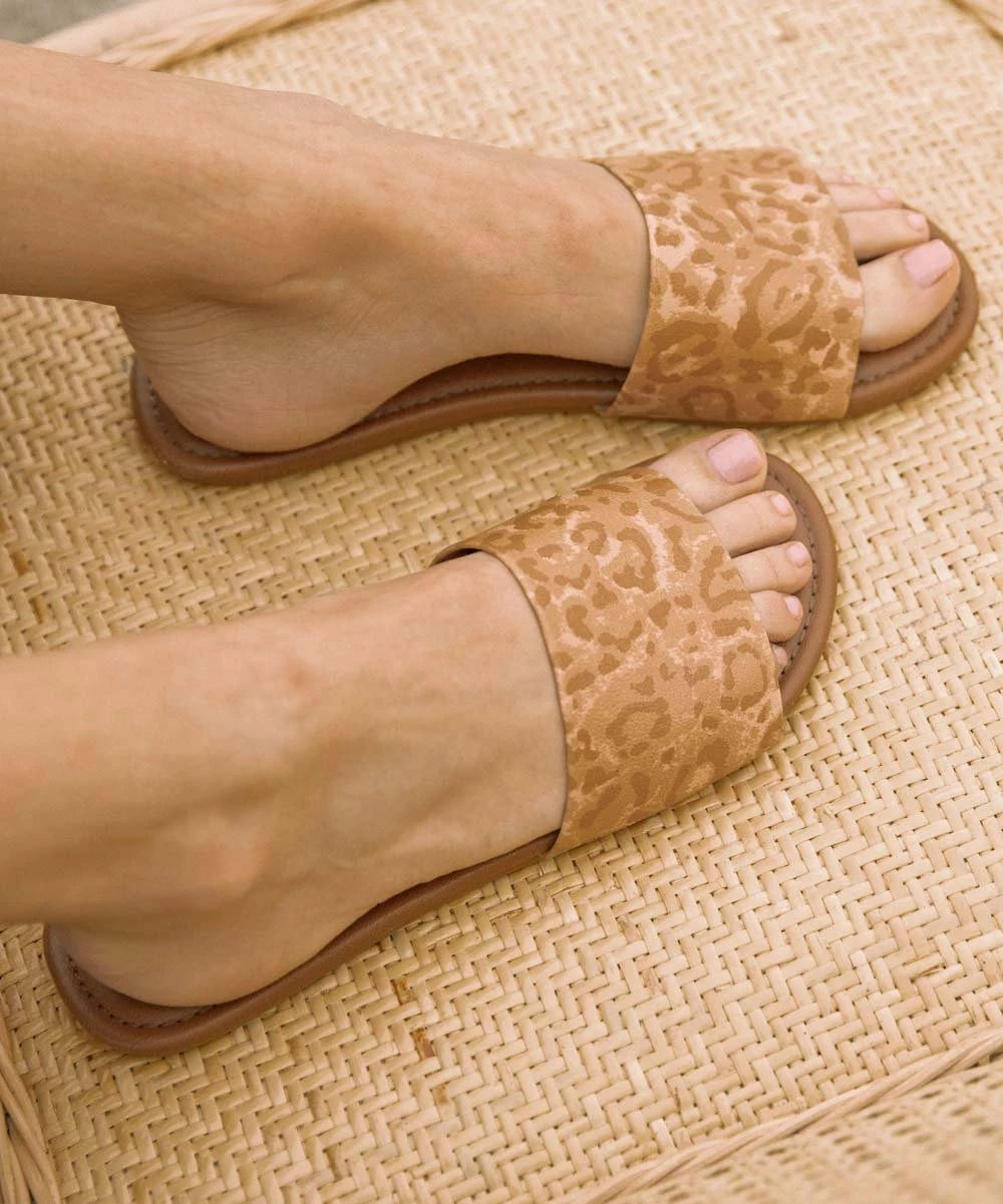 Coupon ๐ Billabong Bronze Leopard High Tide Slide - ๐ฉ Women โ - Image 3