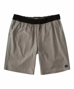 Wholesale 😍 Billabong Gray Elastic-Waist Crossfire Shorts - Boys 💯