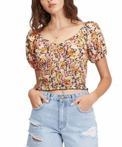 Wholesale 😀 Billabong Black & Pink Floral Get Along Puff-Sleeve Top - Juniors 🎉